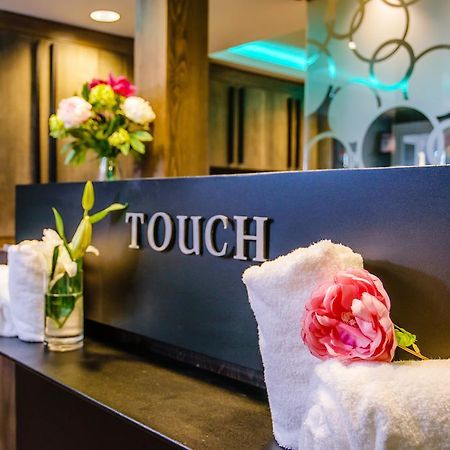 Touchstone Resort On Lake Muskoka Bracebridge Exterior photo